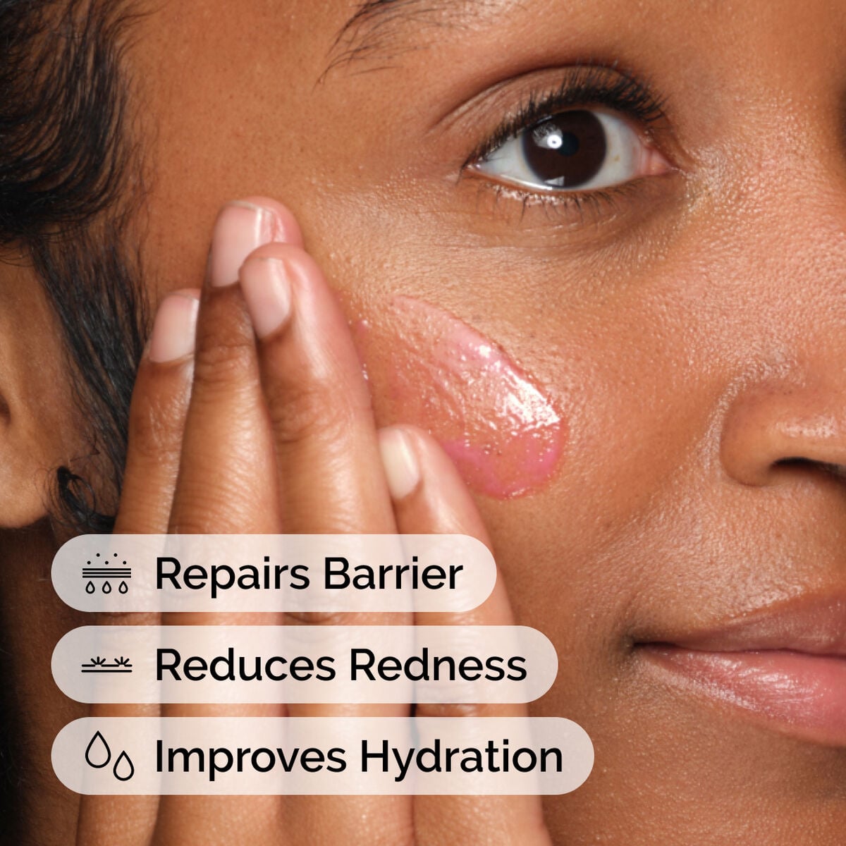 soothing-and-barrier-support-serum-set-f7 ord-soothing-barrier-support-serum-model-application-with-benefits.jpg